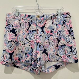 Lilly Pulitzer Bright Sea Shell Print Stretch Callahan Shorts!